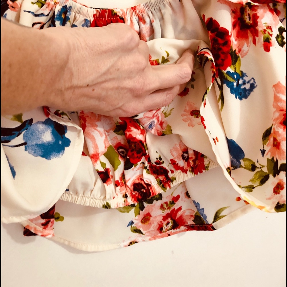 Revamped Crop Flower Top - Picture 2 of 7